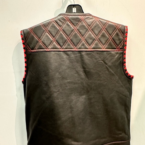 Leather Club Vest with Red Lace - Picture 2 of 2